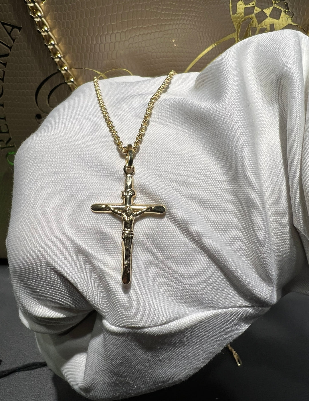 Collana croce fune