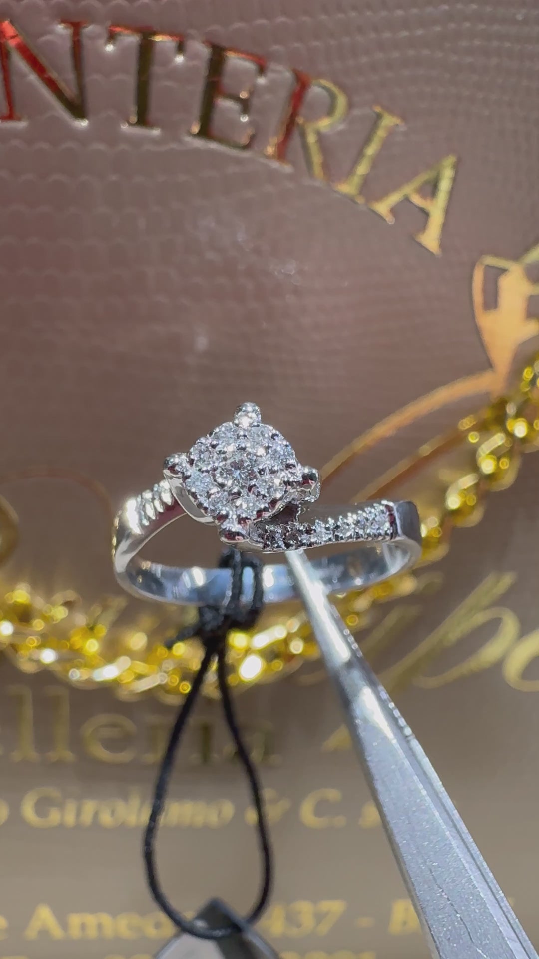 Anello Valentino diamanti magik
