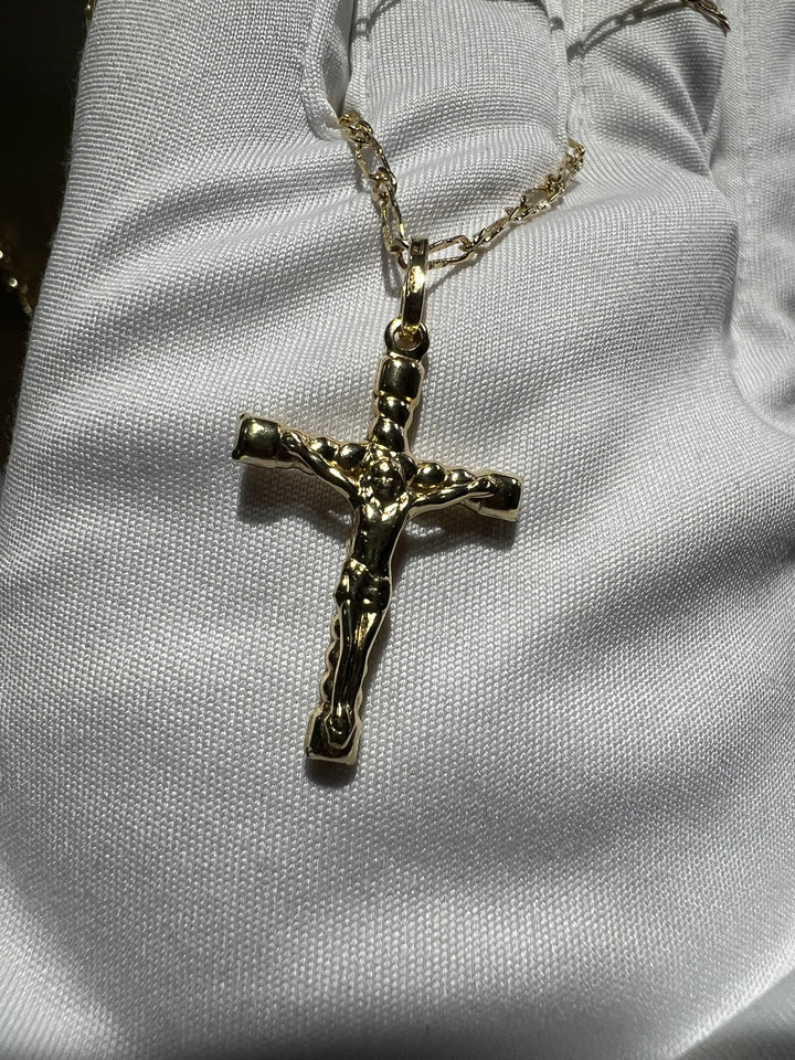 Collana con croce oro