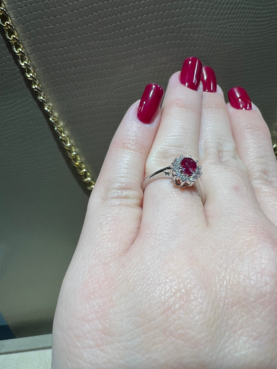 Anello rubino 0.52 Comete