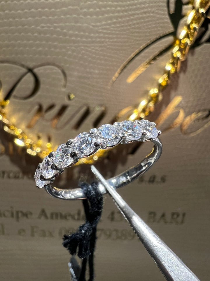 Anello veretta 7 pietre