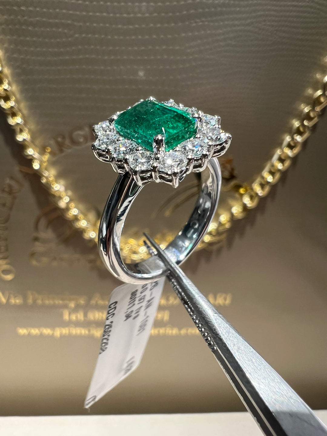 Anello taglio smeraldo 1.94 Crivelli