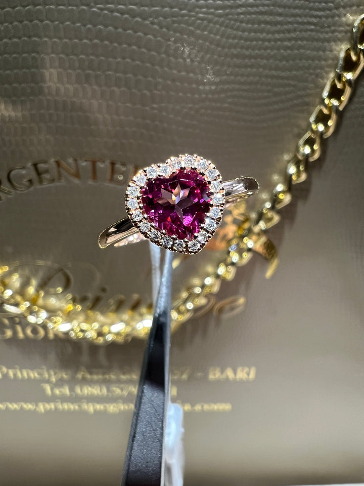 Anello topazio rosa cuore comete