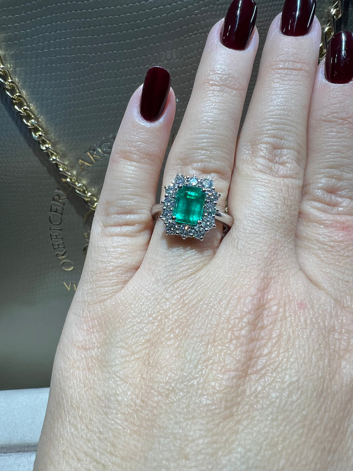 Anello taglio smeraldo 1.94 Crivelli