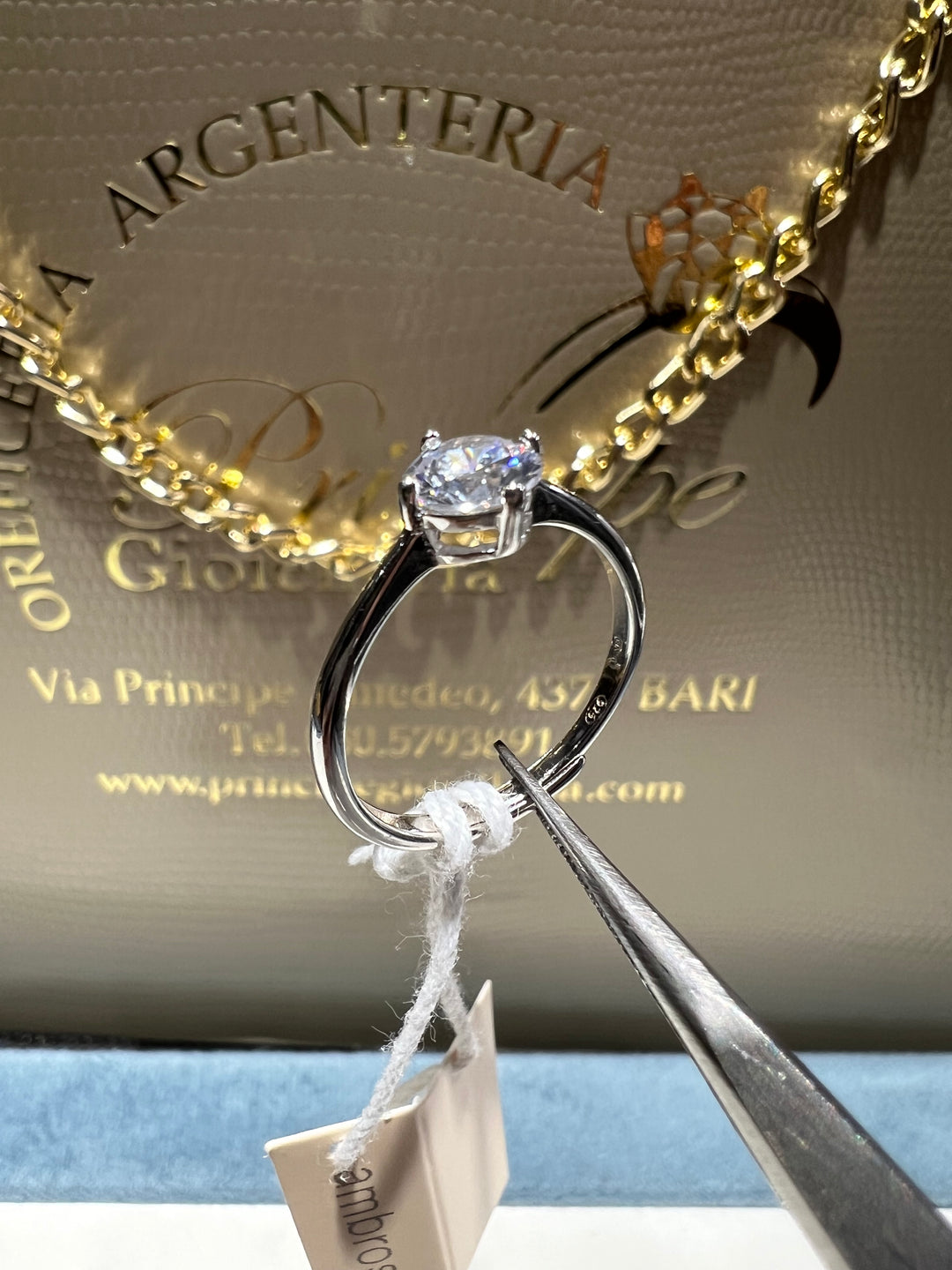 Anello solitario argento Ambrosia