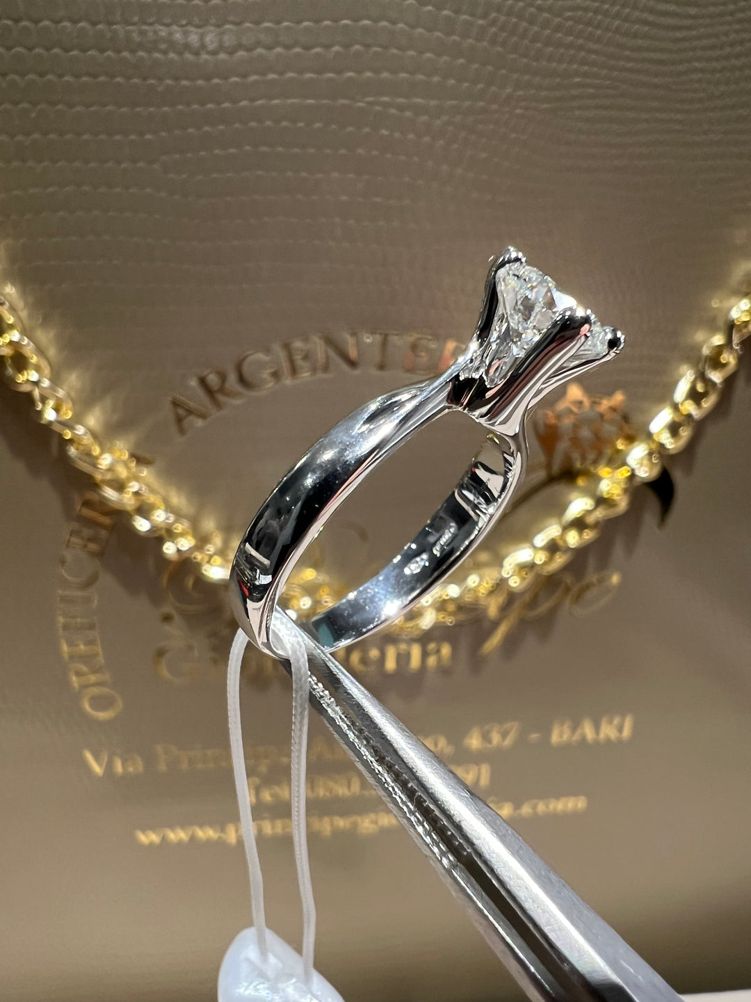 Anello solitario diamanti 1.20 CT Visconti