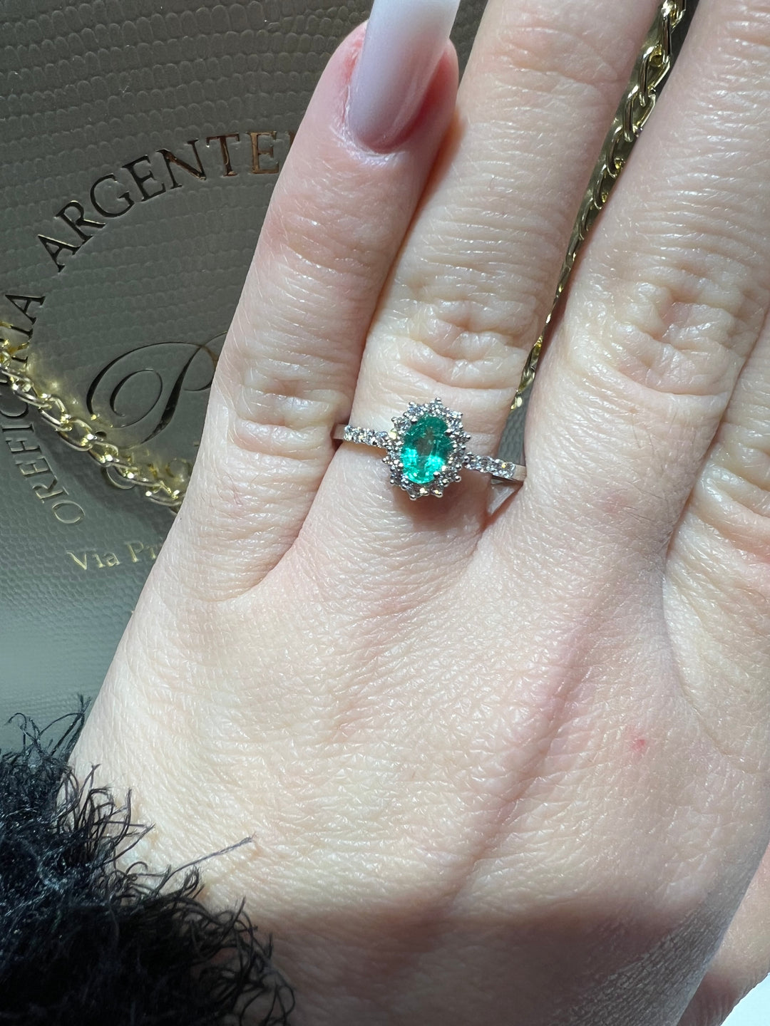 Anello smeraldo e diamanti 0.41 Ct