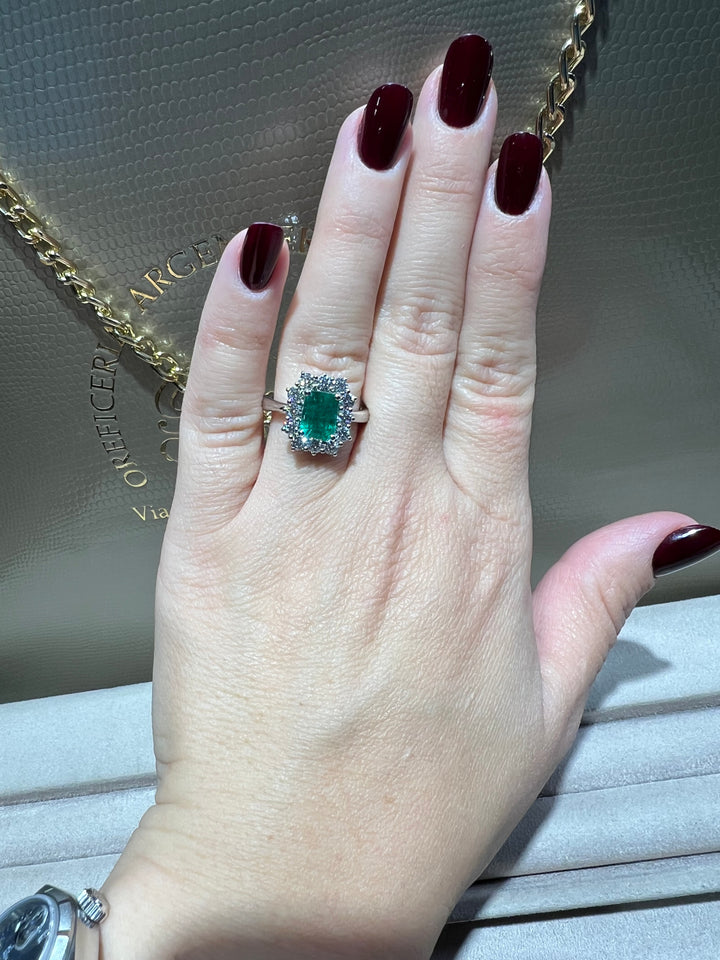 Anello taglio smeraldo 1.94 Crivelli