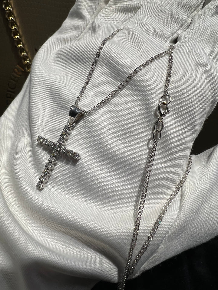 Collana croce diamanti  0.16