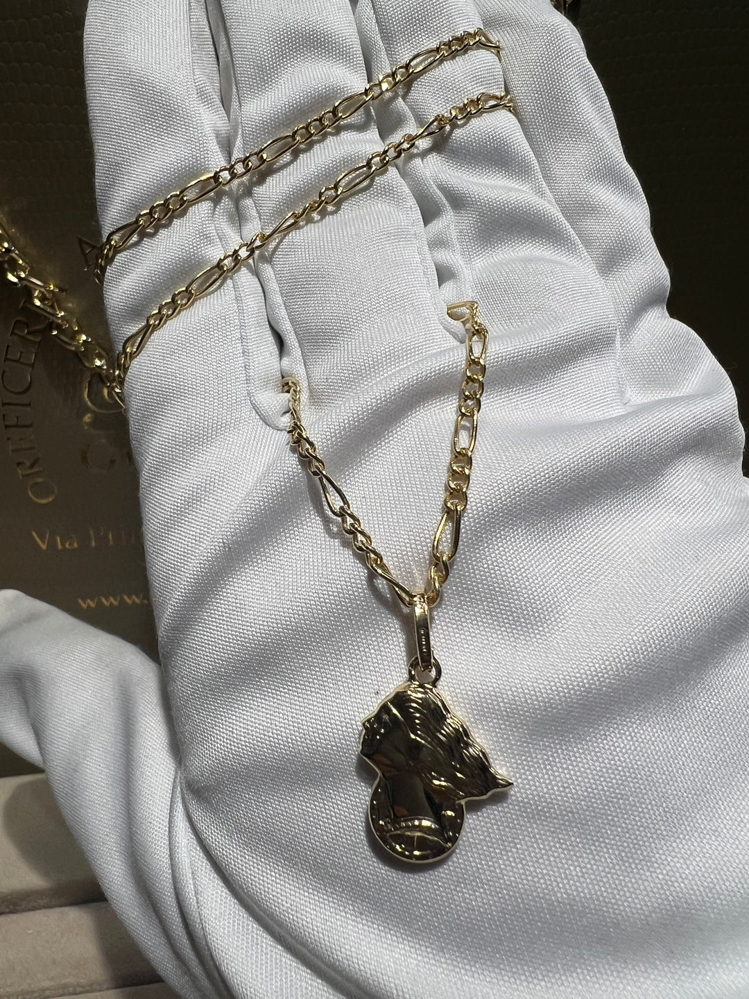 Collana dea bendata portafortuna oro