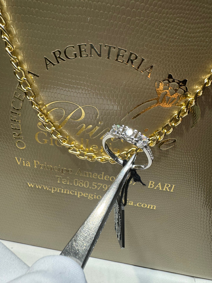 Anello trilogy oro 18kt