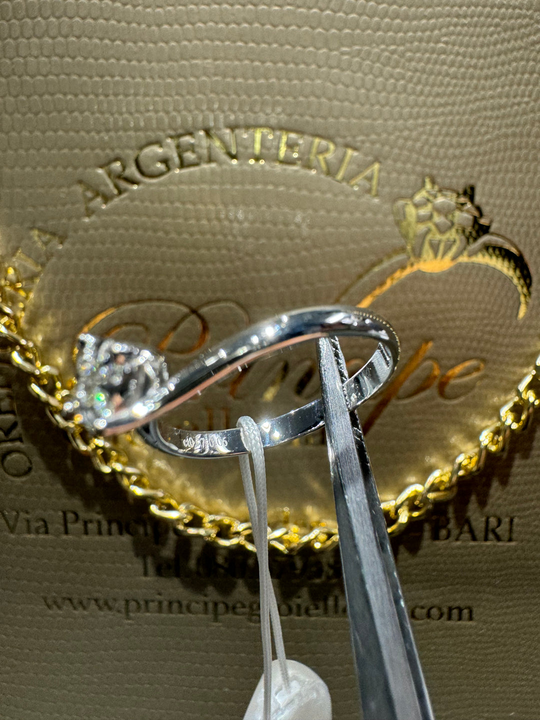 Anello solitario Valentino Visconti