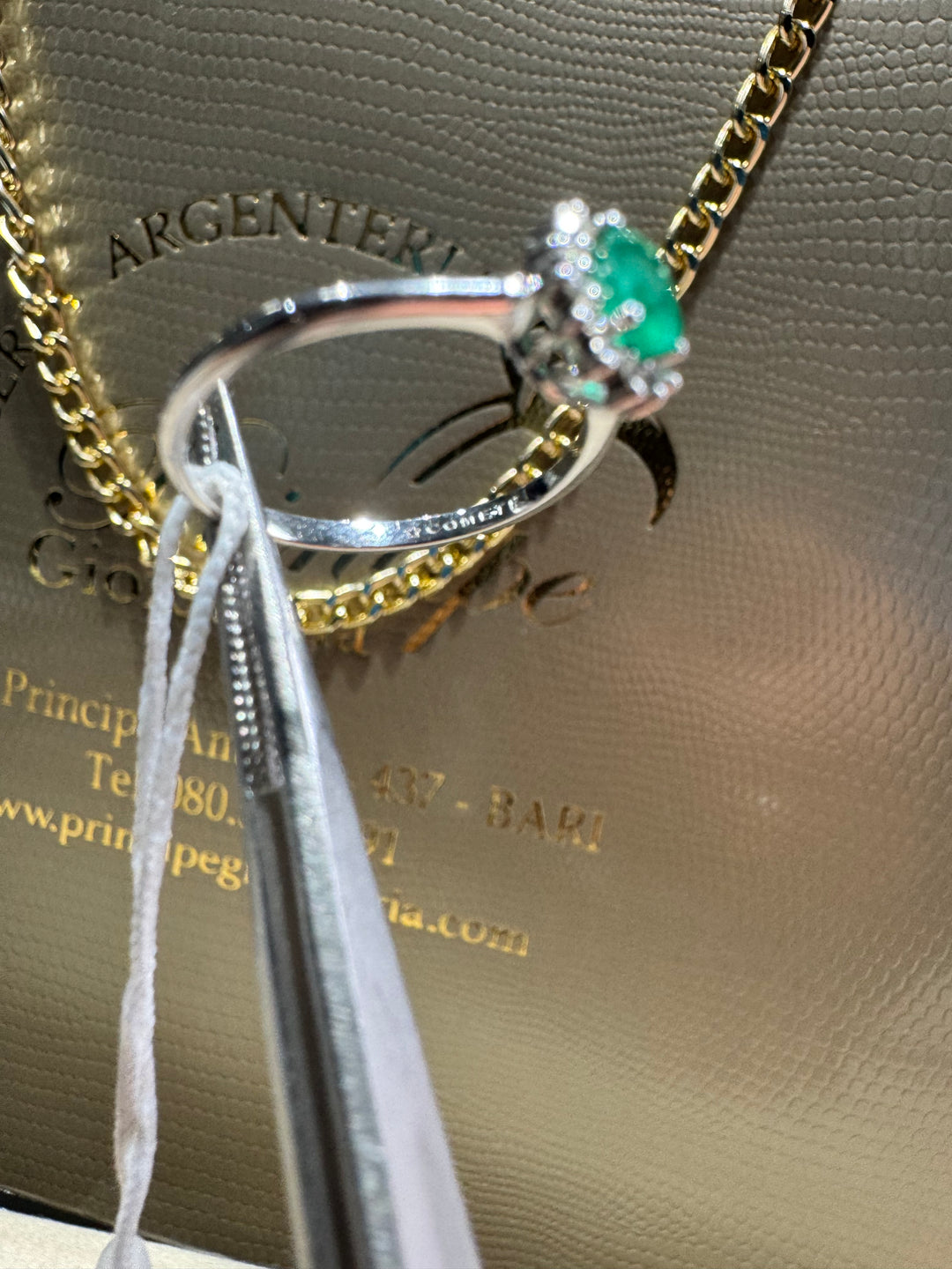 Anello Kate smeraldo Comete