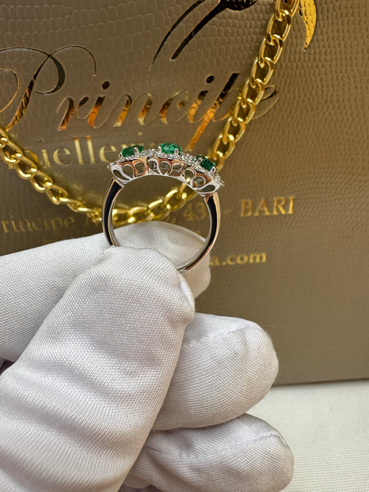 Anello in oro con rubini