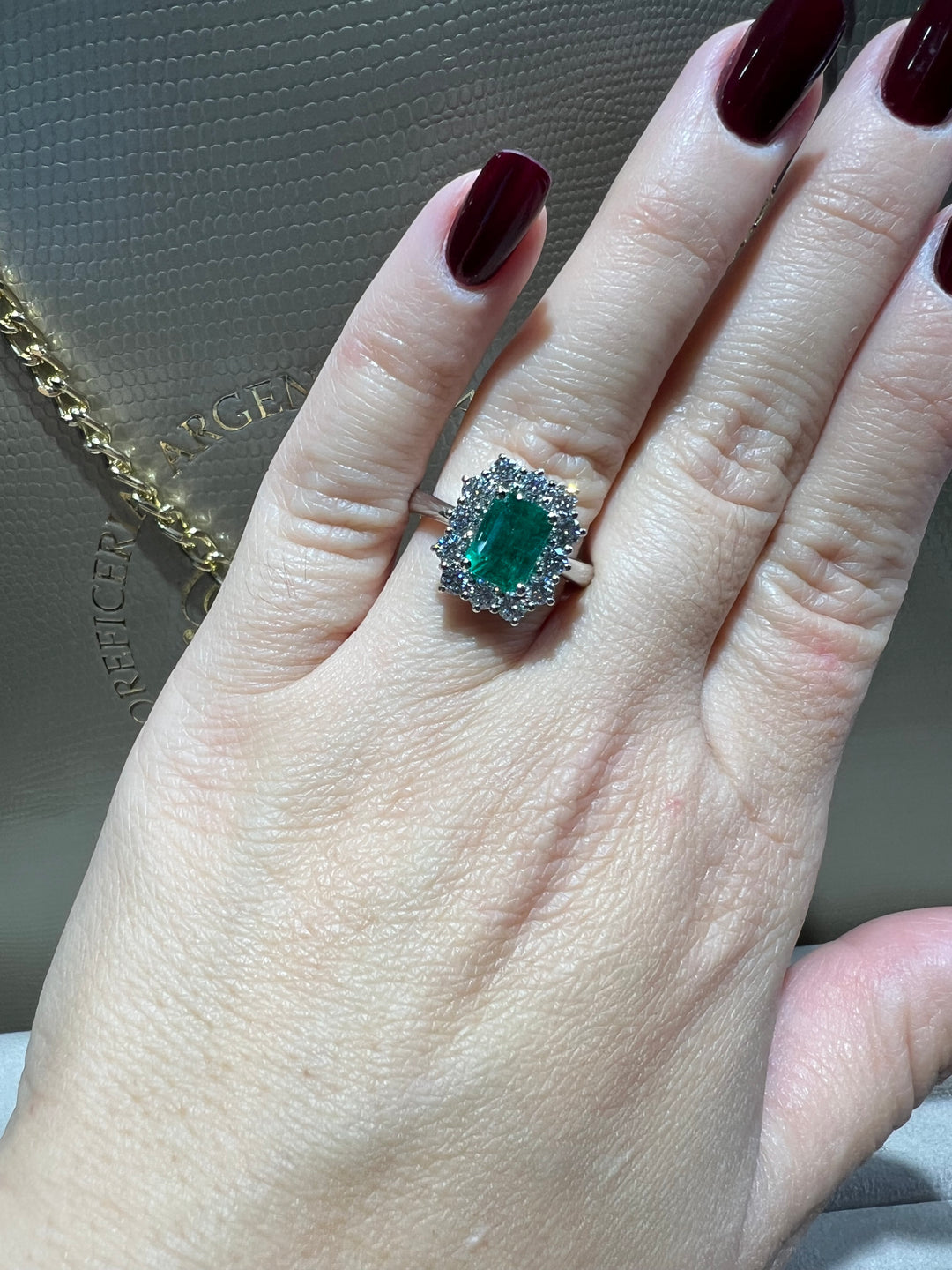 Anello taglio smeraldo 1.94 Crivelli