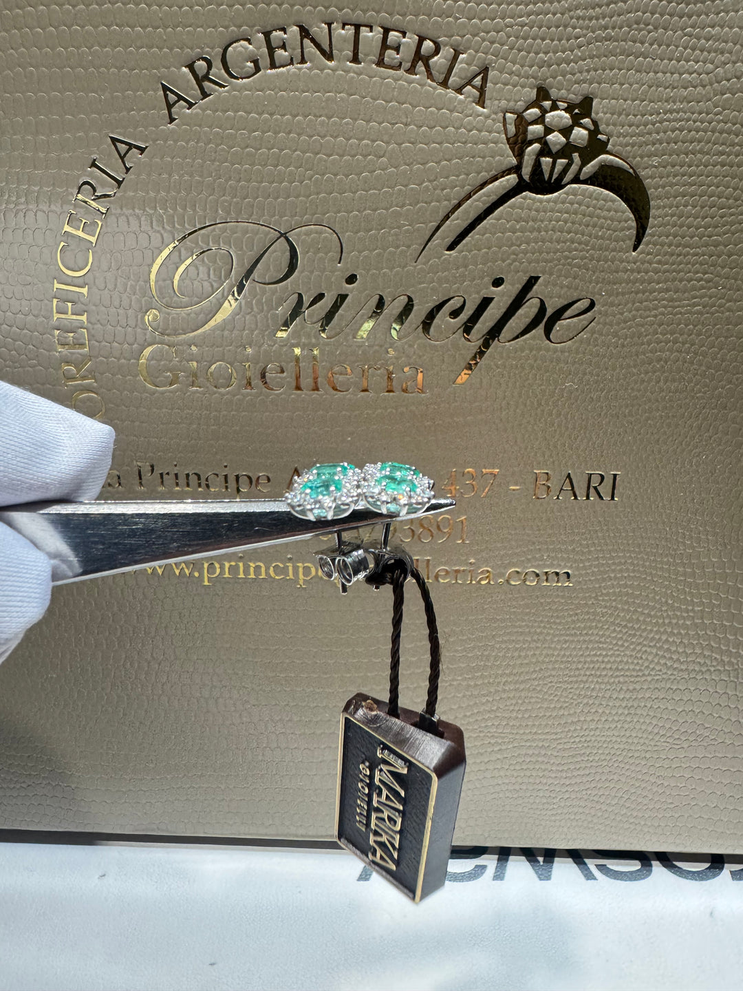 Orecchini trilogy margherita con smeraldi