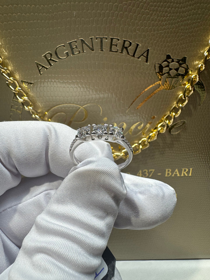 Anello trilogy oro 18kt