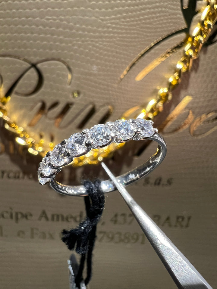 Anello veretta 7 pietre