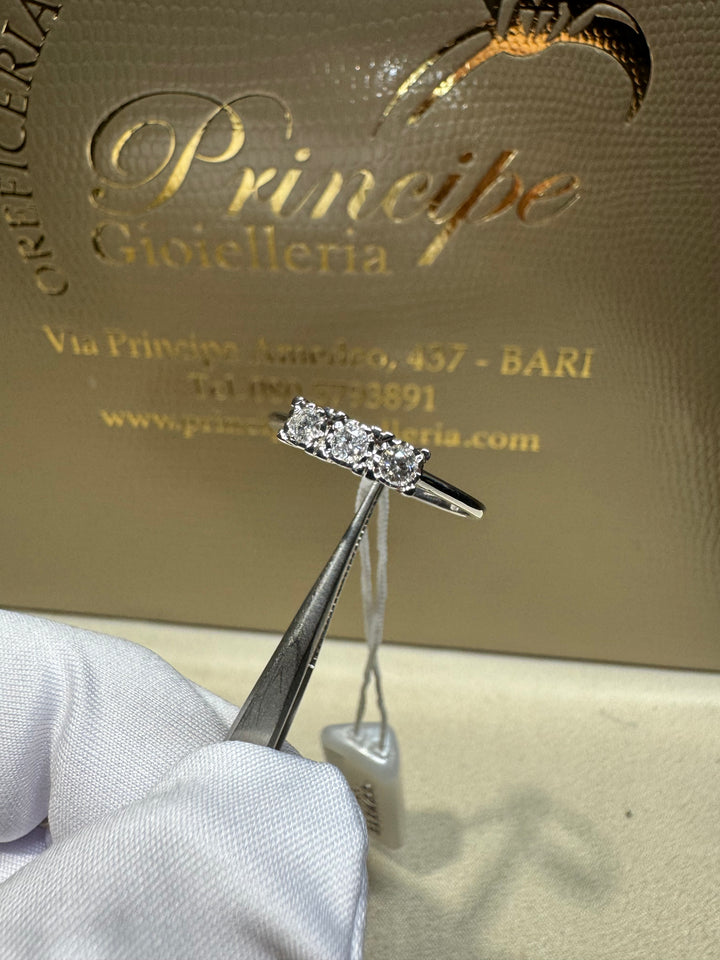 Anello 3 pietre oro 18kt Comete💫