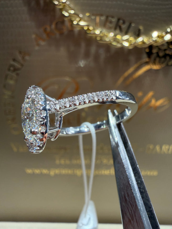 Anello Solitario ovale Visconti