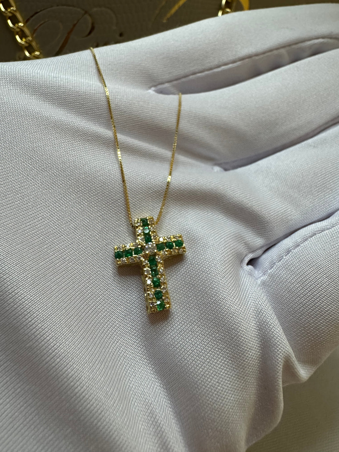 Crocie in oro e smeraldi Di Mare gioielli