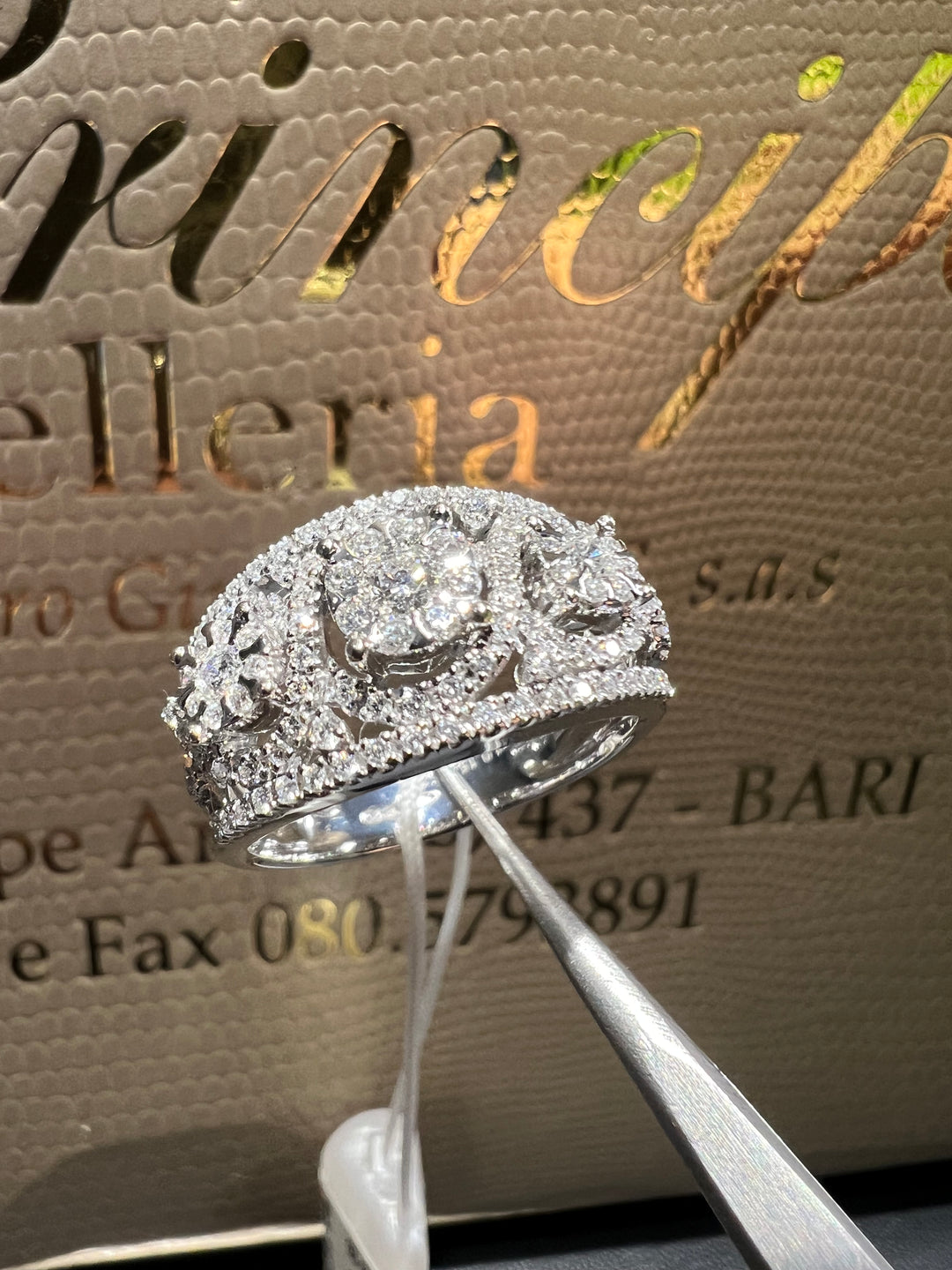 Anello trilogy con pavé diamanti visconti