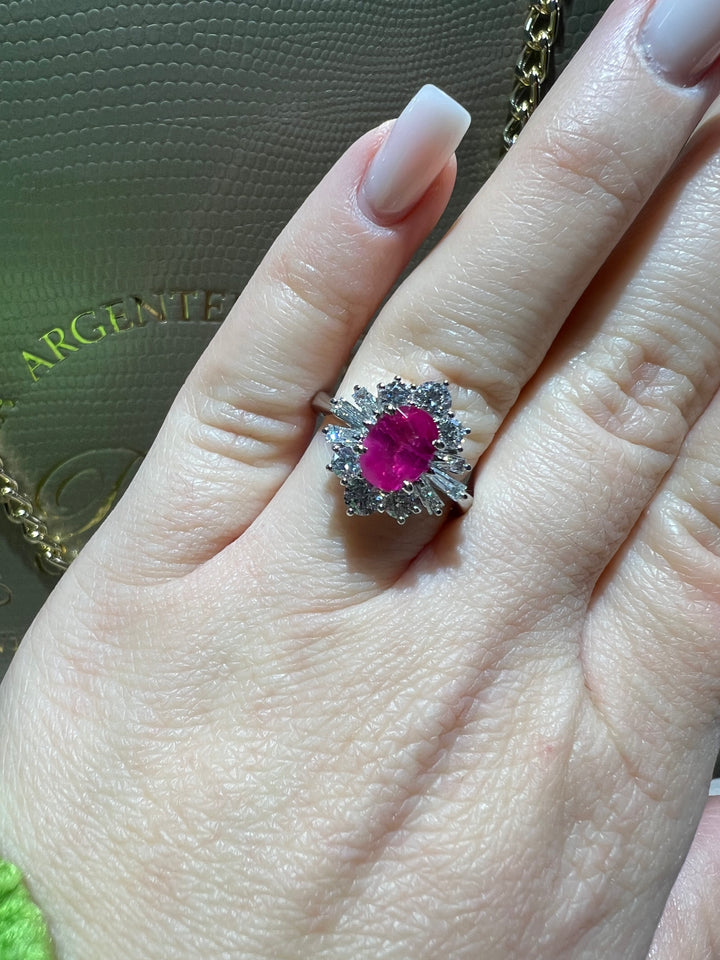 Anello Margherita rubino con baguette