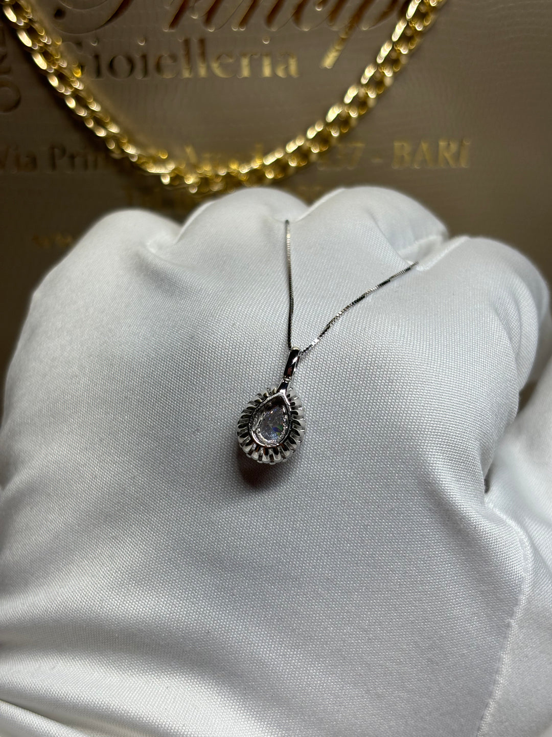 Collana goccia oro 18kt