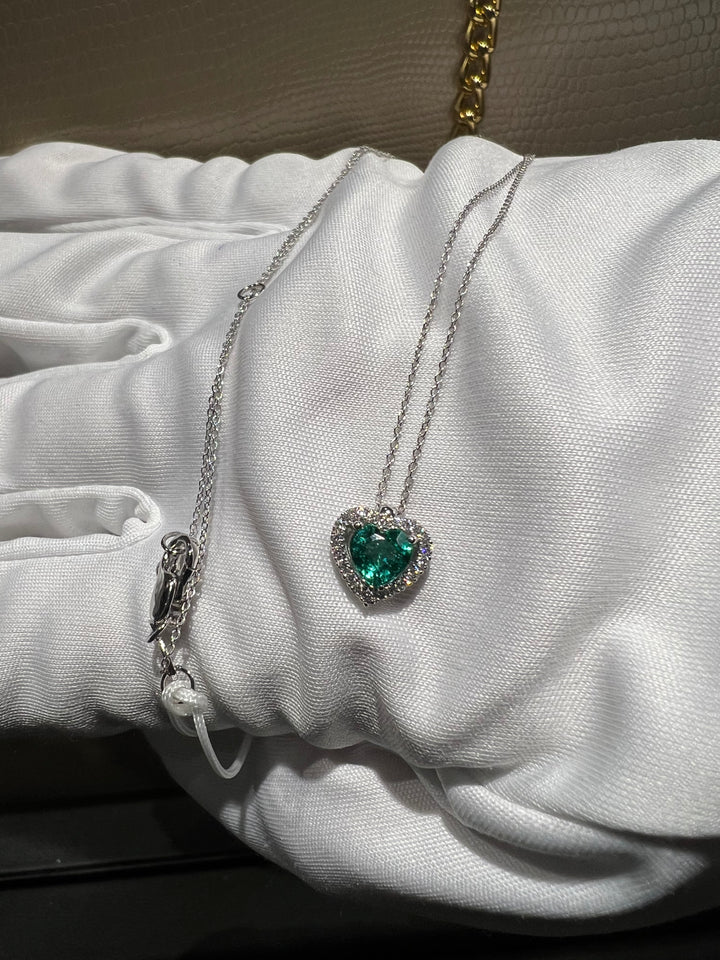 Collana cuore smeraldo e diamanti Visconti