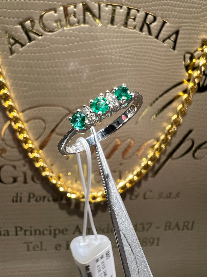 Anello trilogy smeraldi e diamanti Visconti