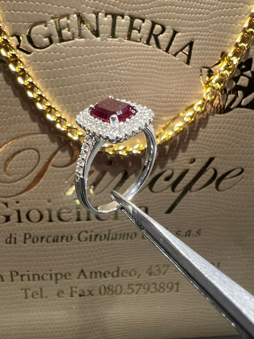 Anello doppio contorno rosso oro