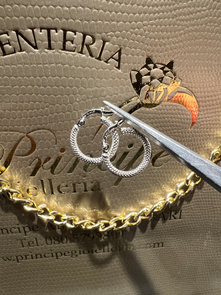 Orecchini cerchietti diamantati oro