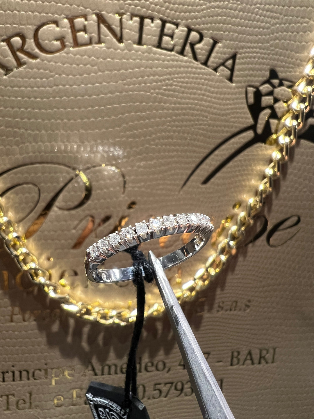 Anello veretta 11 diamanti