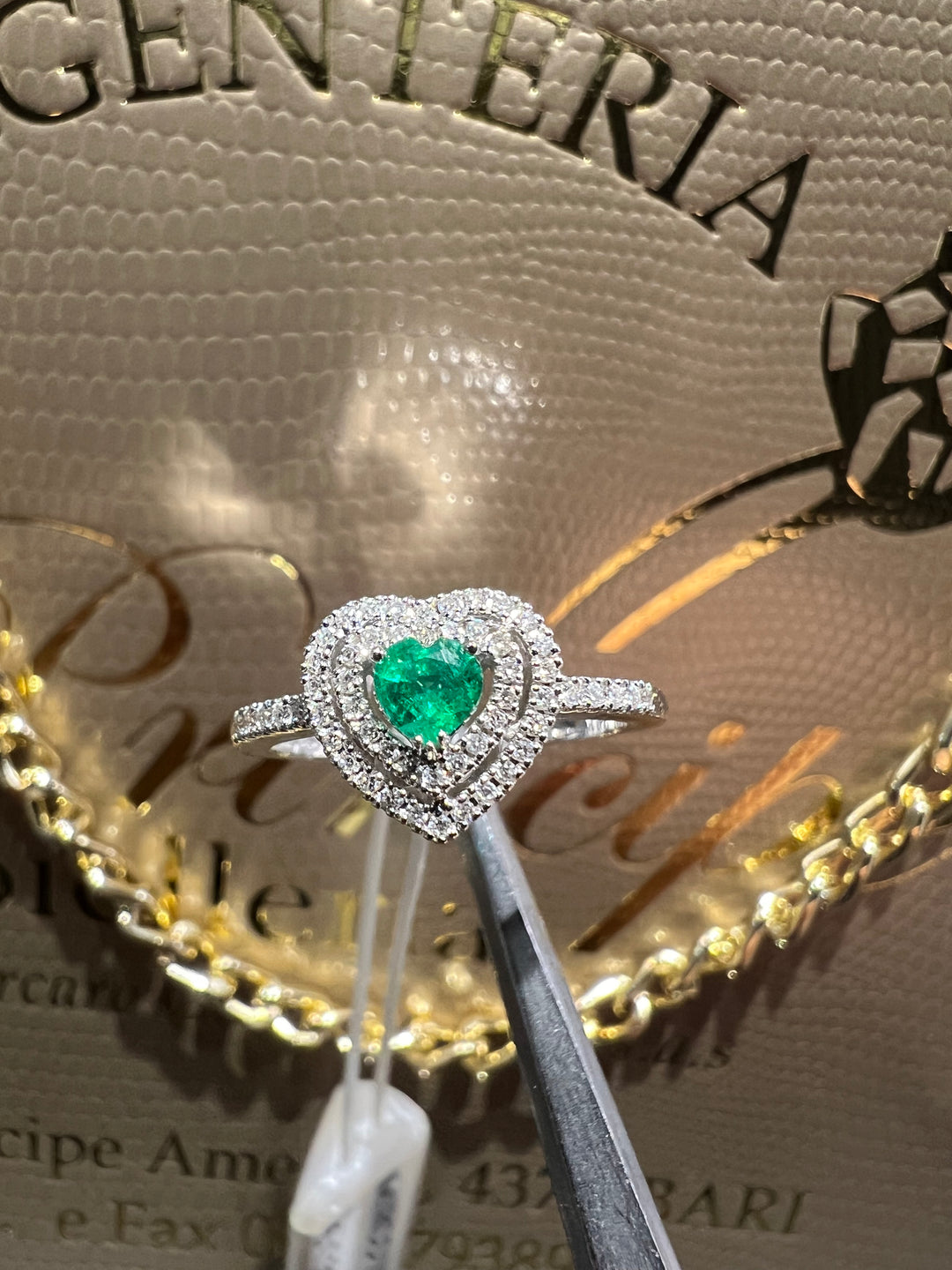 Anello cuore smeraldo discount